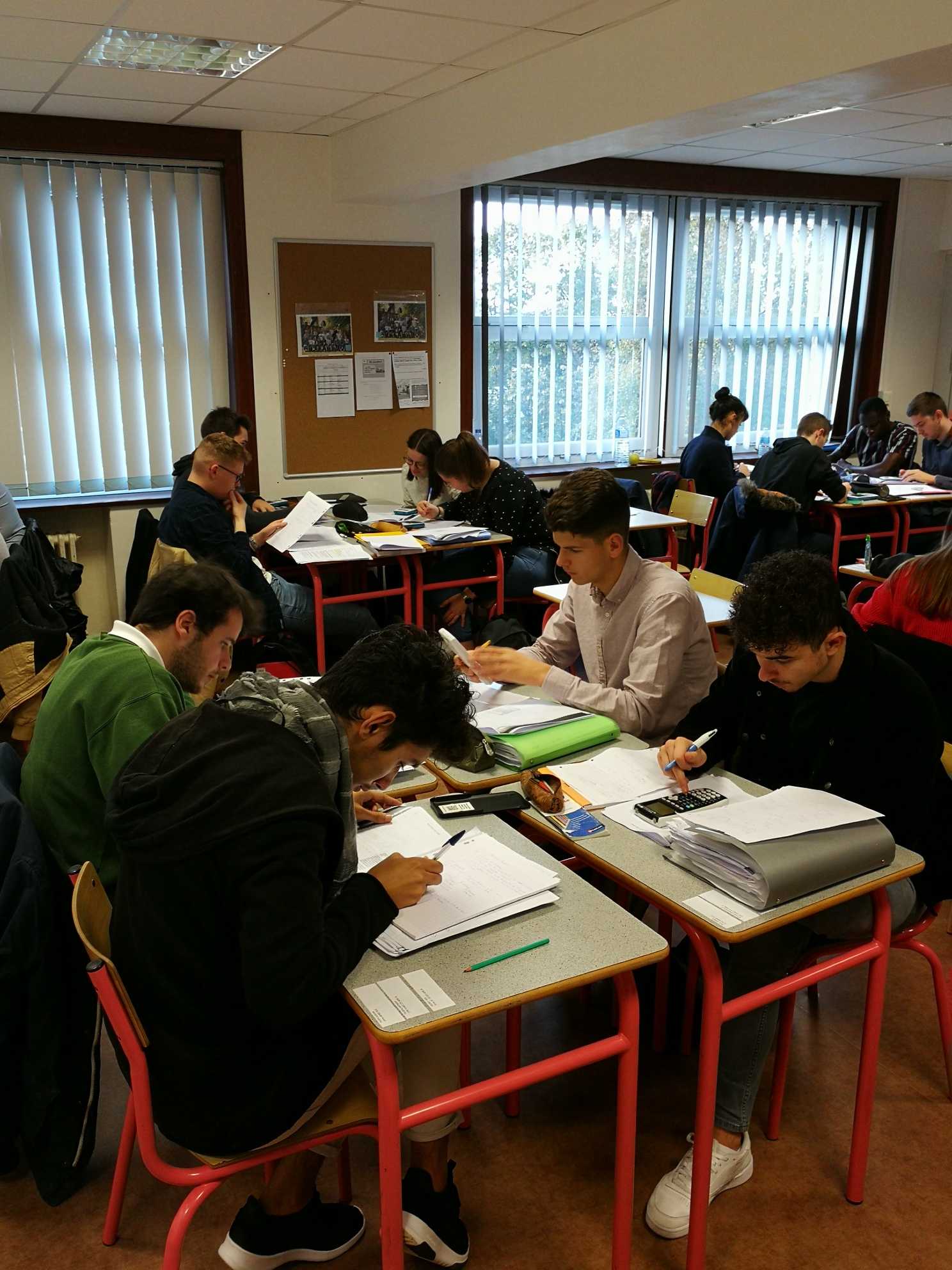 Pourquoi choisirla Licence DCG Compta gestion St Brieuc